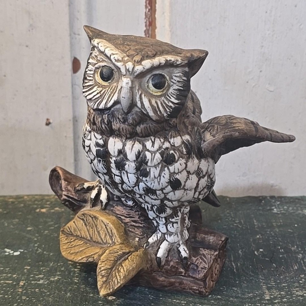 Owl Figurine HOMCO Great Horned Owl on Log Fall Decor VTG Signed 1114 Halloween